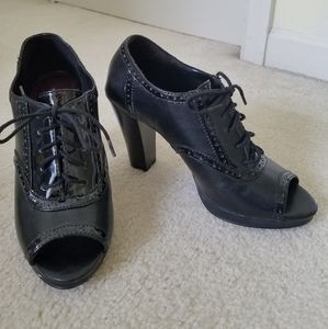 Black Peep Toe Fioni Heels